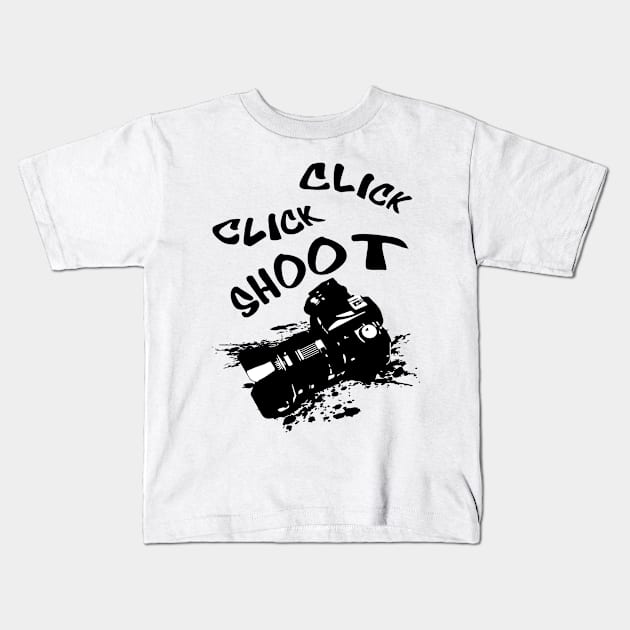 Click shoot Kids T-Shirt by melcu